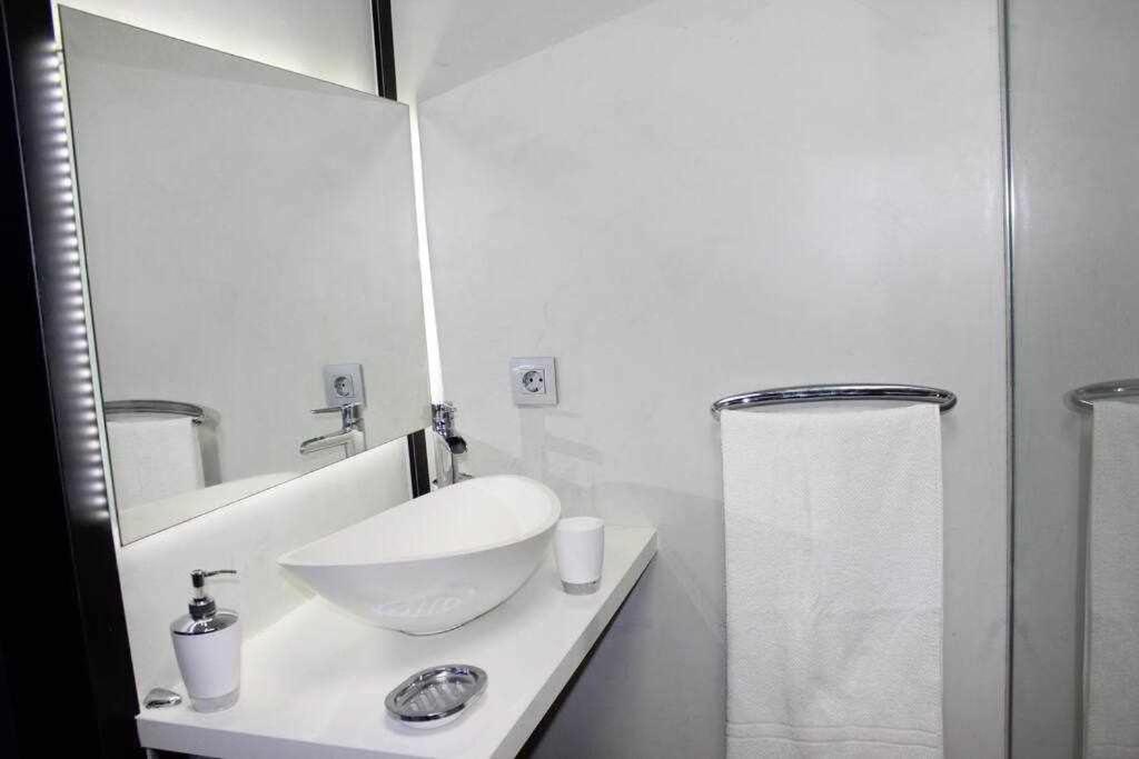 Apartamento Con Diseno Moderno Y Piscina Taurito Exterior foto
